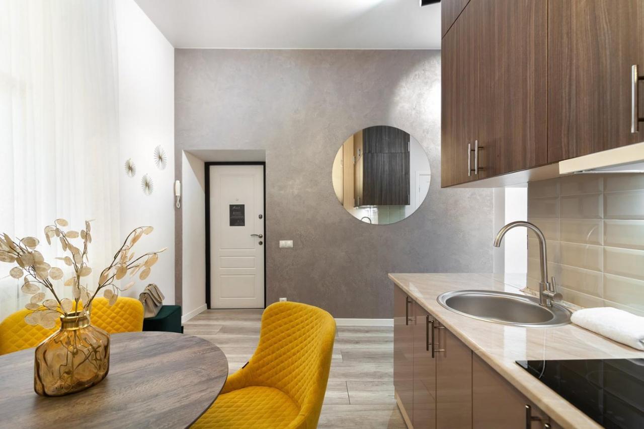 Avangard Franko* Art Apartment Lviv Eksteriør billede