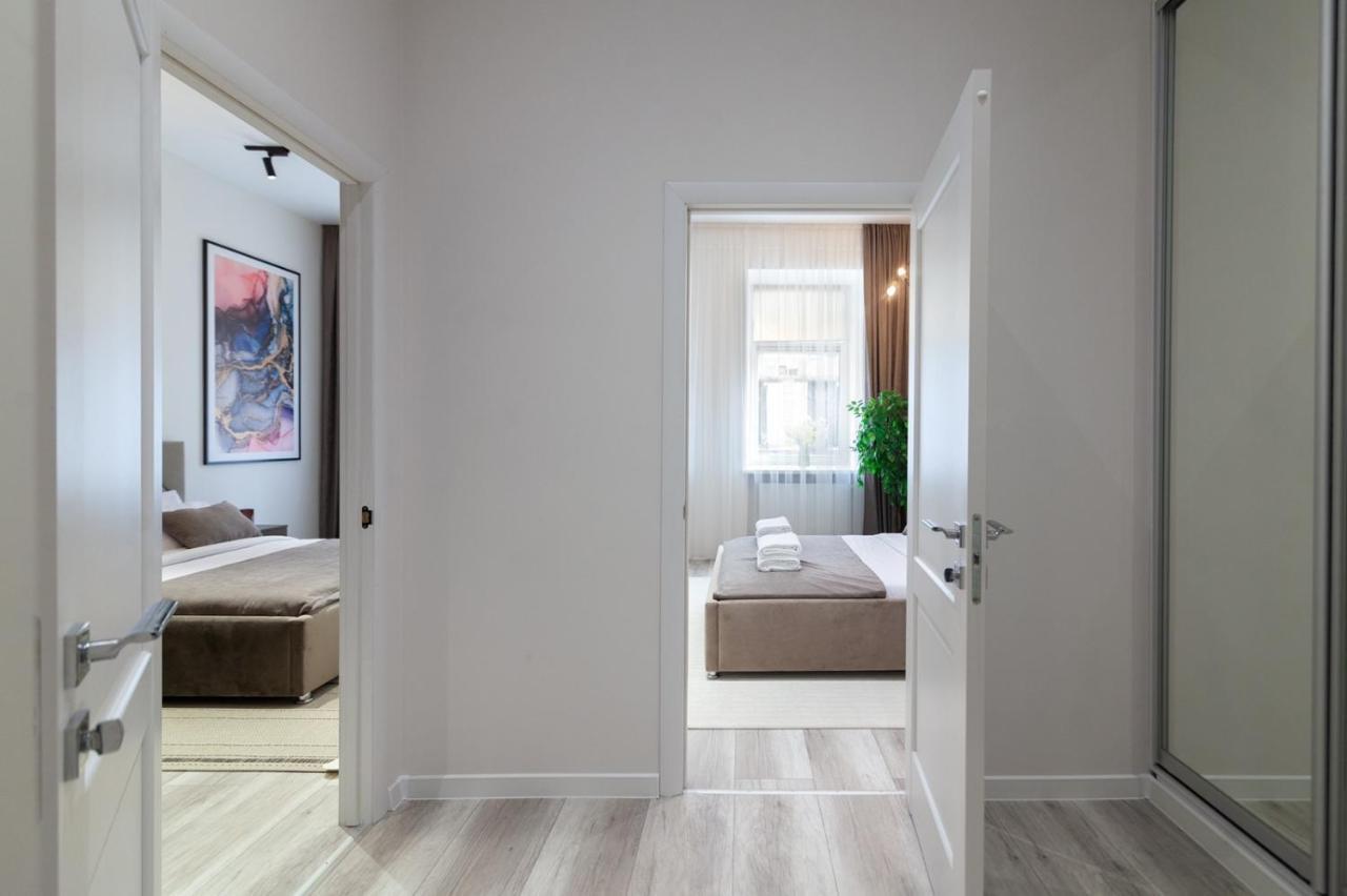 Avangard Franko* Art Apartment Lviv Eksteriør billede